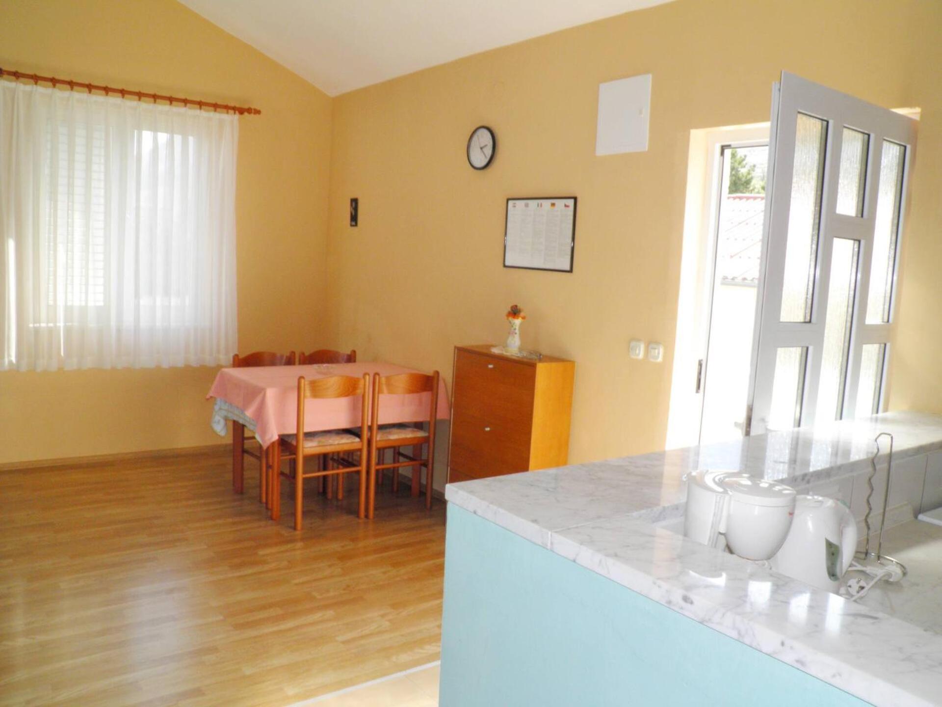 Apartments Klaric Baška Eksteriør bilde